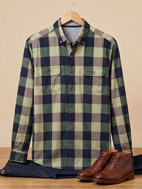 Ocean & Coast Men's Green & Chambray Blue Plaid Chest Pockets Button-Down Shirt